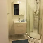 Apartment I Enebolig Pa Valderoya Ved Alesund Ytterland