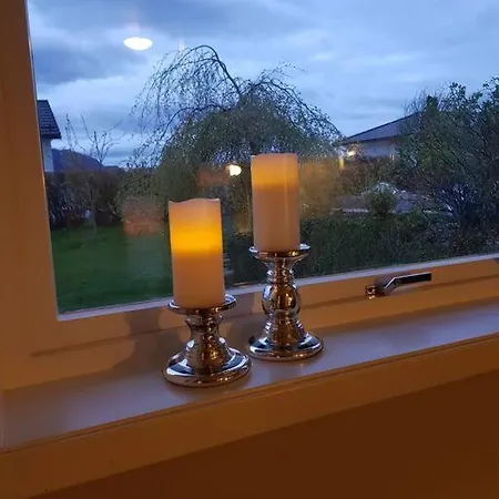 I Enebolig Pa Valderoya Ved Alesund アパート Ytterland