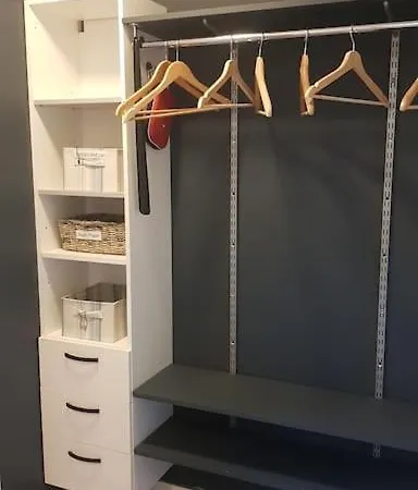 I Enebolig Pa Valderoya Ved Alesund Apartament