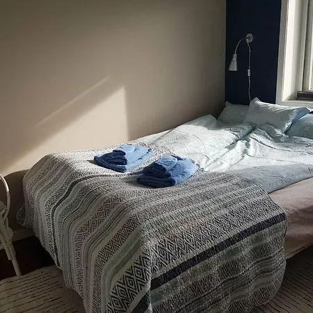 Apartment I Enebolig Pa Valderoya Ved Alesund